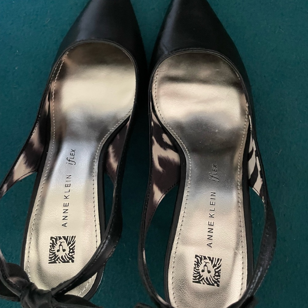 Anne Klein Black Heels size